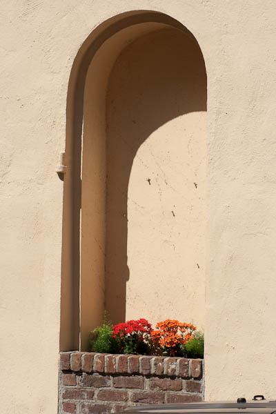 Hidden Planter Hidden Planter