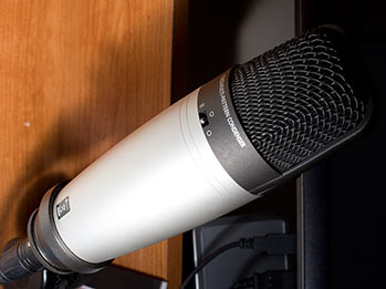 Week 1 WInner - Thomas w/ Microphone